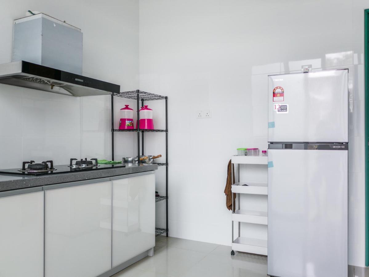 Joyful Guesthouse#Islandhosp Джорджтаун Екстер'єр фото